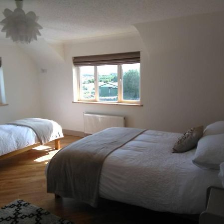 Burren Rock Farmhouse B&B Turlough  Exterior foto